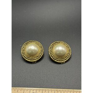 Vintage Carolee Large Faux Pearl Gold Tone‎ Rope Border Clip On 1" Earrings